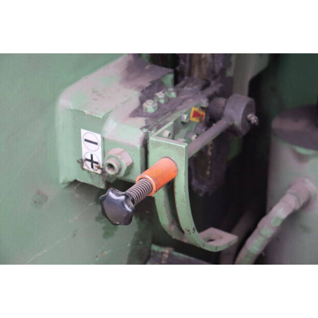 1984 هاكو TS 3012-46771394