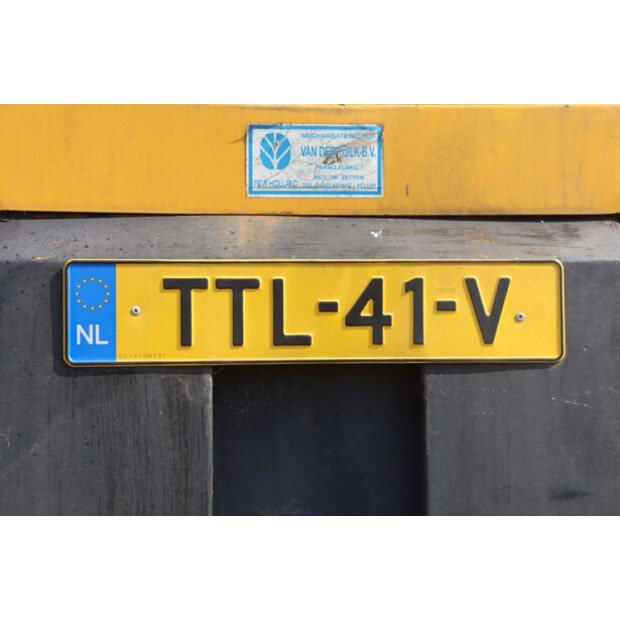 1986 Ahlmann AZ9-46771483