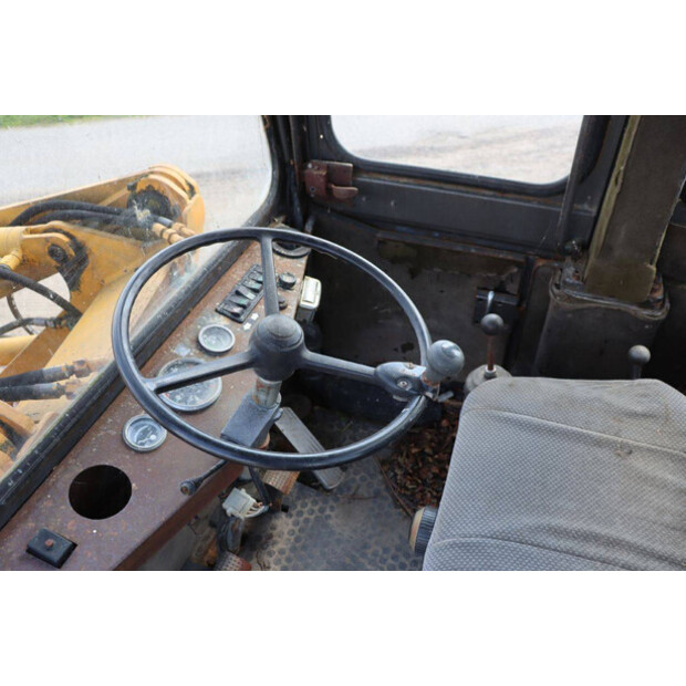 1986 Ahlmann AZ9-46771494