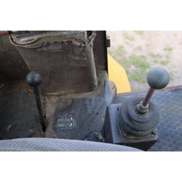 1986 Ahlmann AZ9-46771497