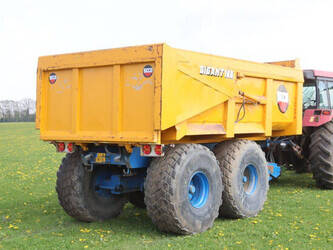 2001-beco-gigant-180-46771507