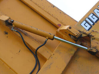 2001-beco-gigant-180-46771530