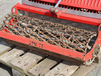 stm-75-1445526-46771538