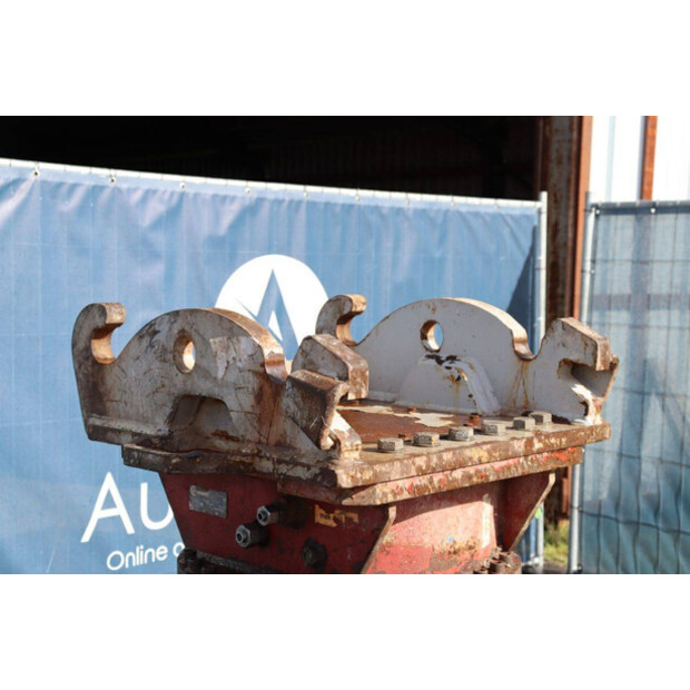 2016 ديماريك D24H-P-HD-46771624