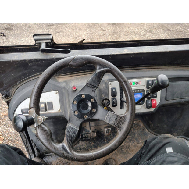 2013 جيه سي بي Workmax 800D-46771642