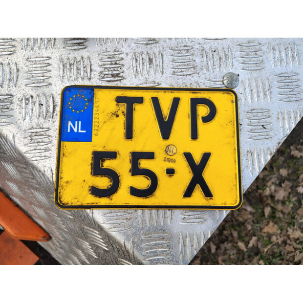 2000 هولدر C340-46771660