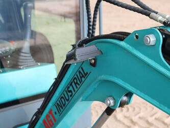 2024-agt-industrial-qh13r-1445536-46771720