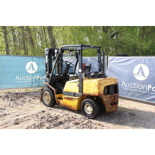 2003 يال GLP40LJ-46771737