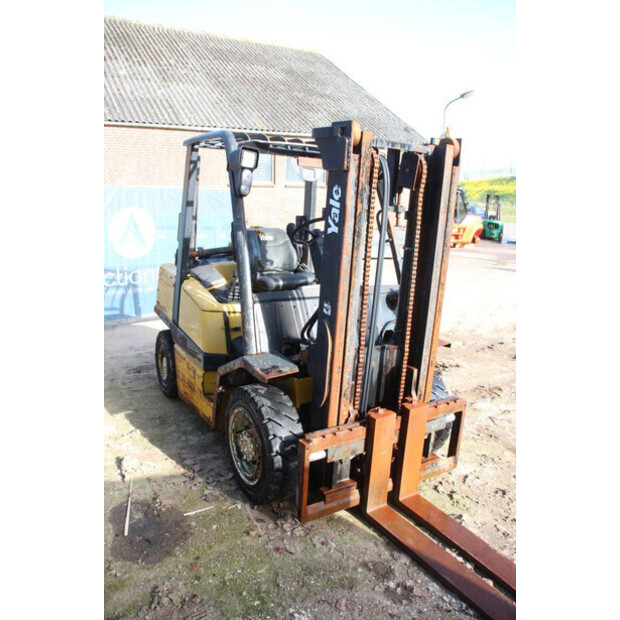 2003 يال GLP40LJ-46771740