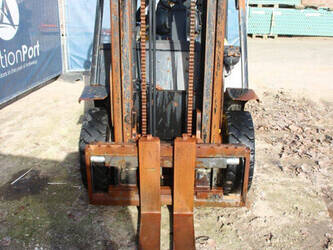 2003-yale-glp40lj-1445537-46771741