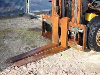 2003-yale-glp40lj-1445537-46771743