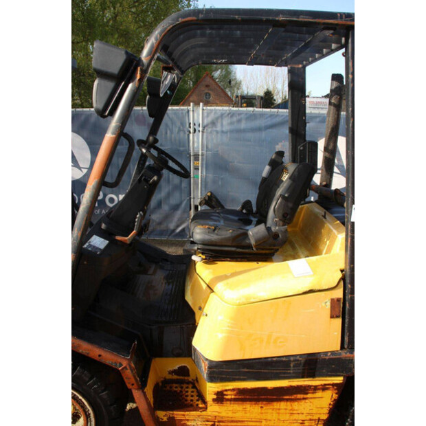 2003 يال GLP40LJ-46771753