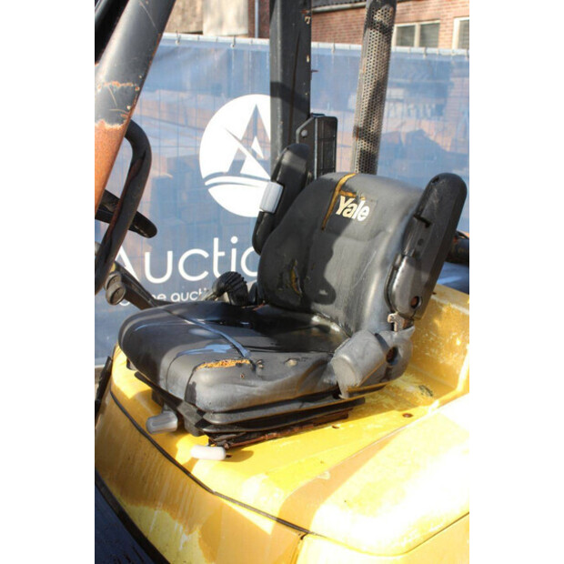 2003 يال GLP40LJ-46771758