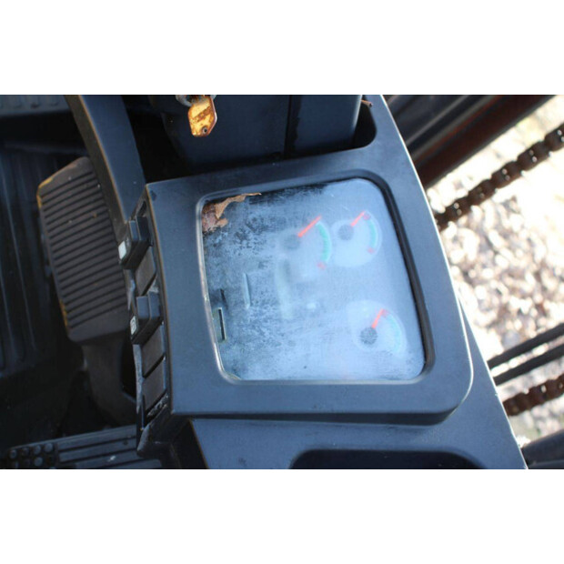 2003 يال GLP40LJ-46771760