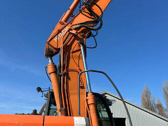 2009-zaxis-zx160lc-3-46771882