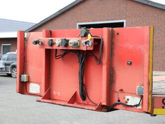 2002-broshuis-e-2190-27-46771943