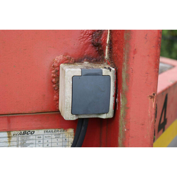 2002 بروشيس E-2190/27-46771946