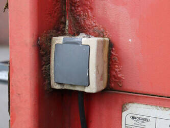 2002-broshuis-e-2190-27-46771947