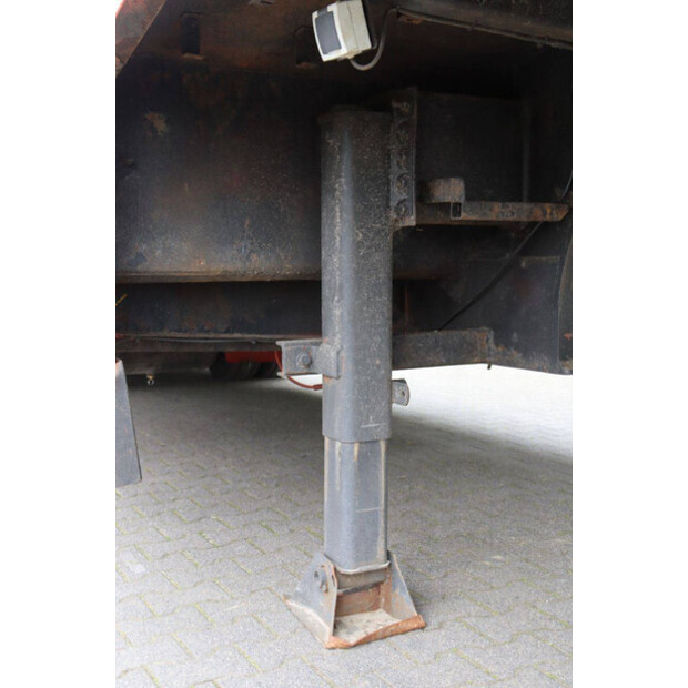 2002 بروشيس E-2190/27-46771961