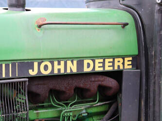 1998-john-deere-2250-46771977