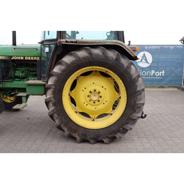 1998 JOHN DEERE 2250-46771979