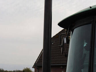 1998-john-deere-2250-46771988