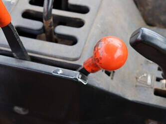 1998-john-deere-2250-46771999