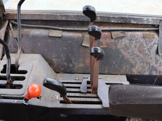 1998-john-deere-2250-46772002