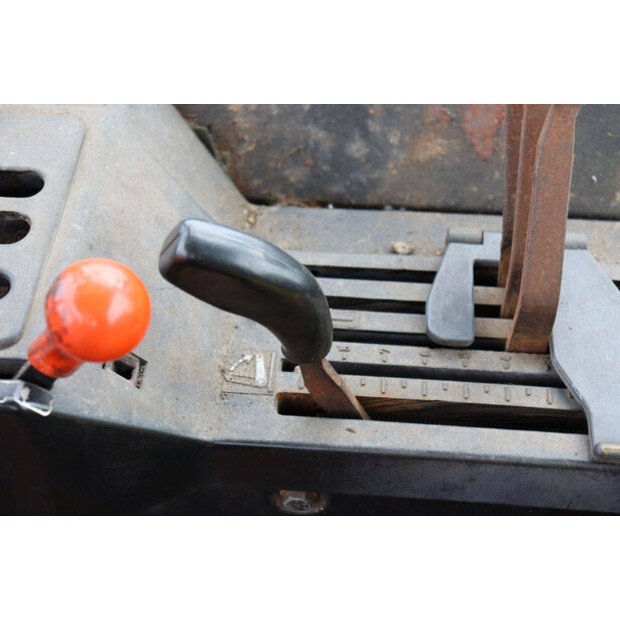 1998 JOHN DEERE 2250-46772003