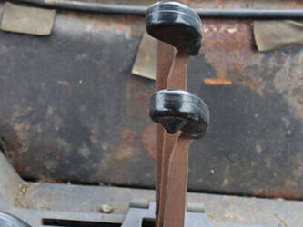 1998-john-deere-2250-46772004