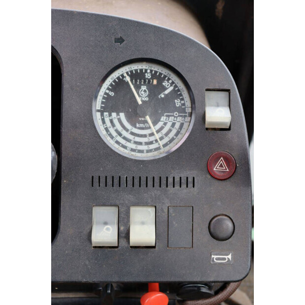 1998 JOHN DEERE 2250-46772008