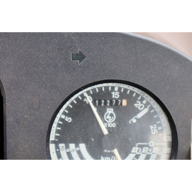 1998 JOHN DEERE 2250-46772009