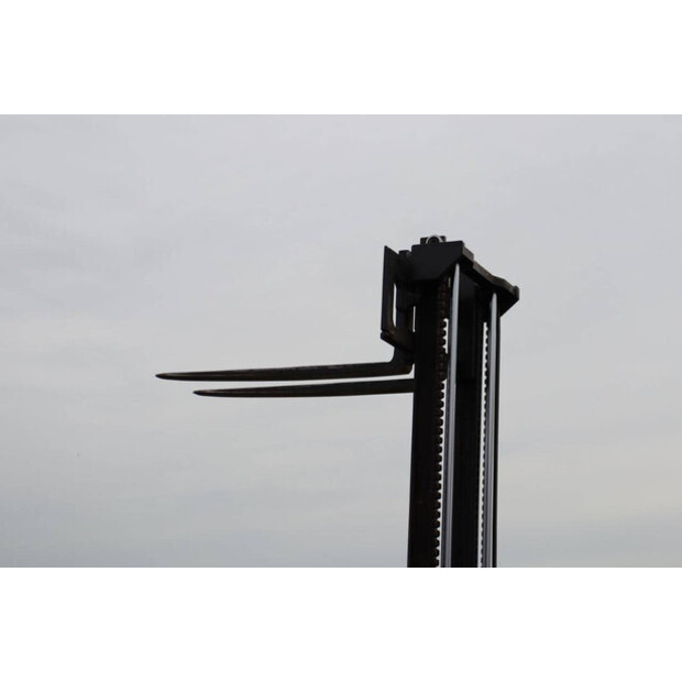 1999 Linde E18P-02-46772047