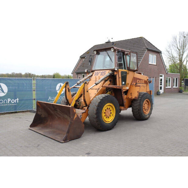 1989 كاس W15-46772099