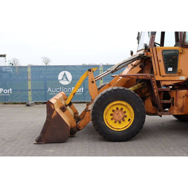 1989 كاس W15-46772100