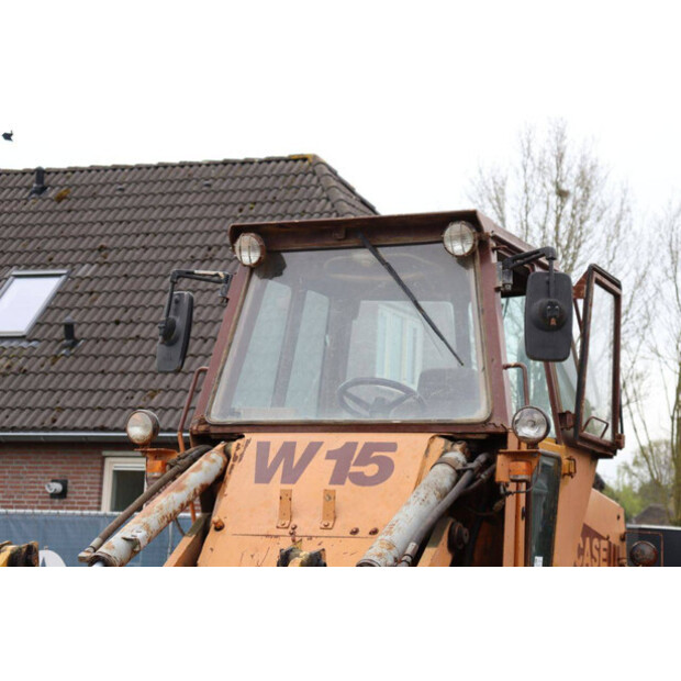 1989 كاس W15-46772103