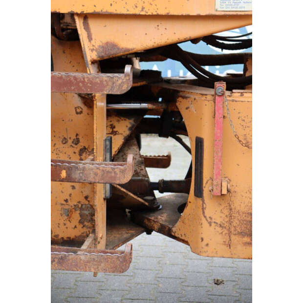 1989 كاس W15-46772106