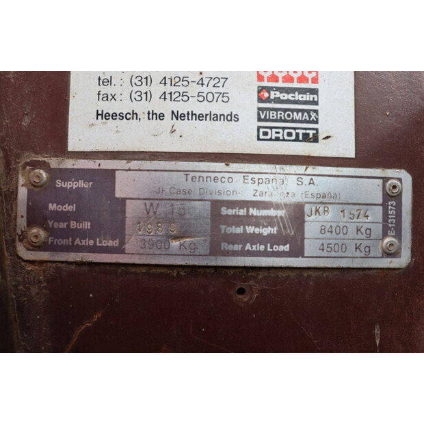 1989 كاس W15-46772116