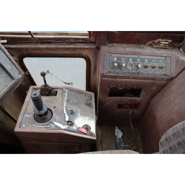 1989 كاس W15-46772122