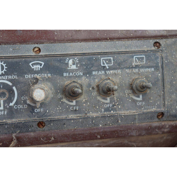 1989 كاس W15-46772127