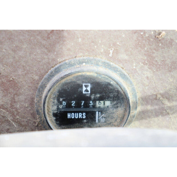 1989 كاس W15-46772133