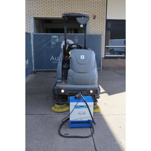 2014 Karcher B250R-46772314