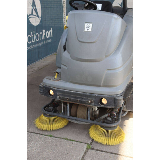 2014 Karcher B250R-46772320