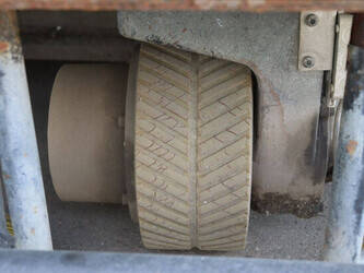 2014-karcher-b250r-46772324