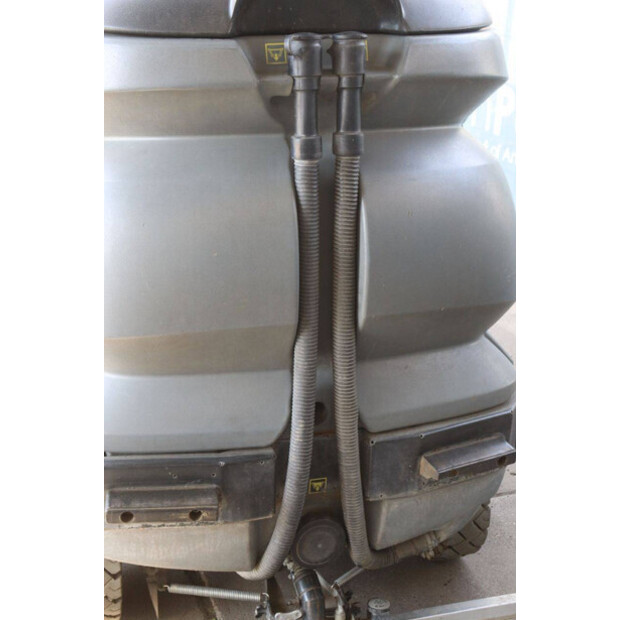 2014 Karcher B250R-46772330