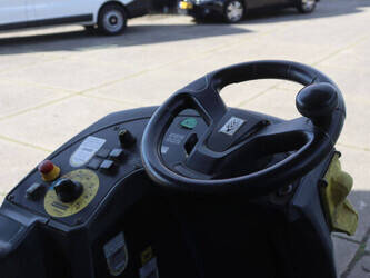 2014-karcher-b250r-46772334