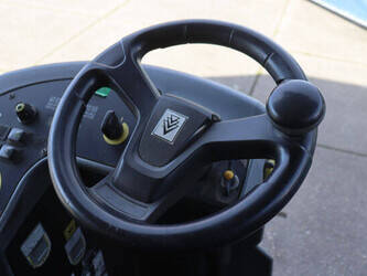 2014-karcher-b250r-46772336