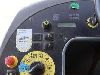 2014-karcher-b250r-46772337