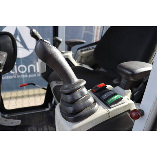 2017 Neuson ET24-46772400