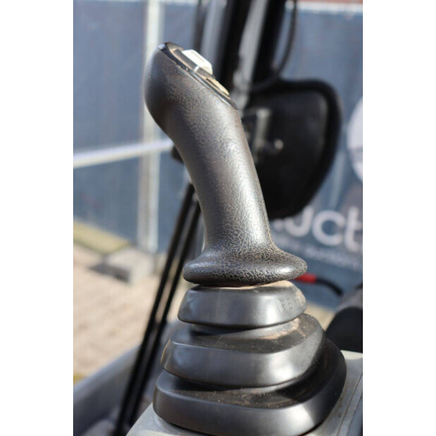 2017 Neuson ET24-46772401